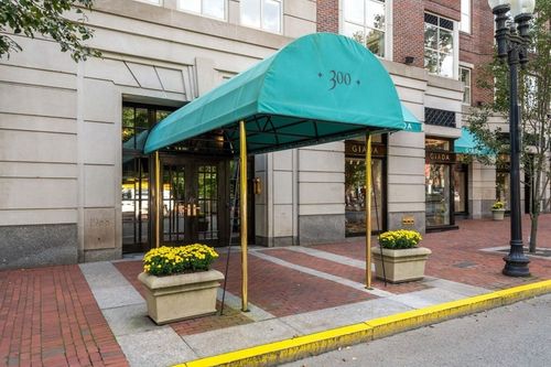 511-300 Boylston St, Boston, MA, 02116-3957 | Card Image