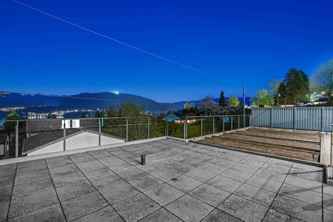 7065 Belcarra Drive, House other with 6 bedrooms, 4 bathrooms and 5 parking in Burnaby BC | Image 32