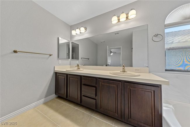 9409 Kayla Ct, House other with 4 bedrooms, 3 bathrooms and null parking in Las Vegas NV | Image 20