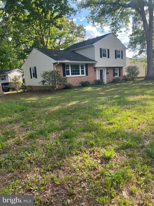 521 Laurel Ave, FREDERICKSBURG, VA, 22408-1580 | Card Image