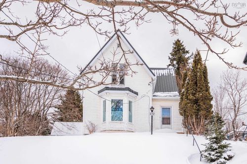 222 Brunswick St, Truro, NS, B2N2J1 | Card Image