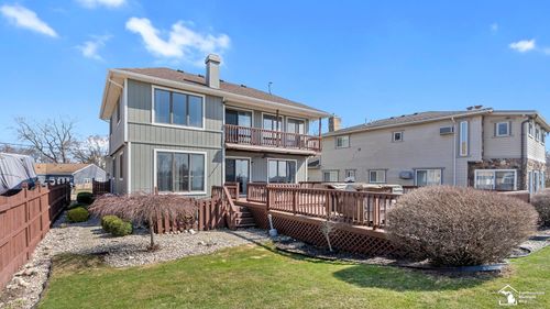 30990 Bayview Dr, Gibraltar, MI, 48173-9539 | Card Image