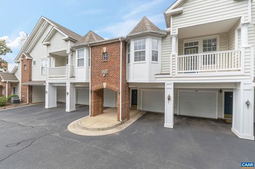 apt-306-945 Dorchester Pl, CHARLOTTESVILLE, VA, 22911-4617 | Card Image