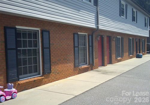 2-253 16th Avenue Ne, Hickory, NC, 28601 | Card Image