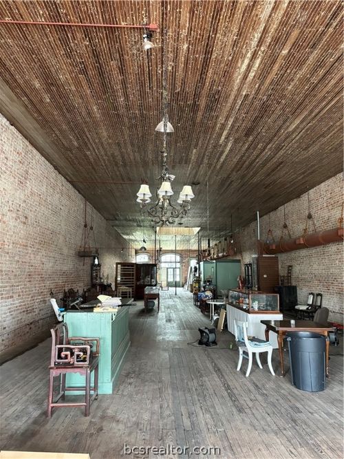 502 S Main Street Highway, Calvert, TX, 77837 | Card Image