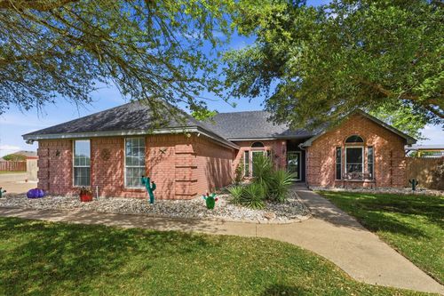 217 Seay Rd, Italy, TX, 76651-3752 | Card Image