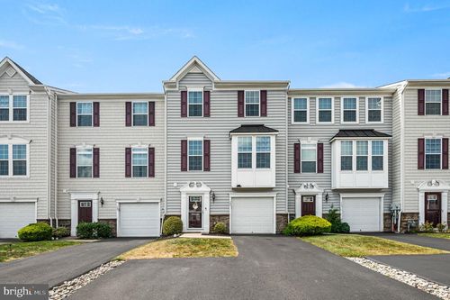109 Tulip Ln, GILBERTSVILLE, PA, 19525-8121 | Card Image