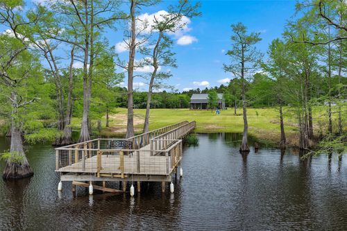 10220 Thornapple Rd, Oil City, LA, 71061-8726 | Card Image