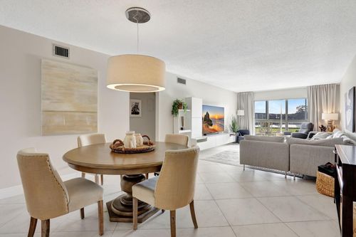 apt-e2-2802 Victoria Way, Coconut Creek, FL, 33066-1325 | Card Image