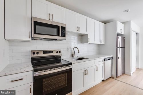 b-3517 N 16th St, PHILADELPHIA, PA, 19140-4103 | Card Image