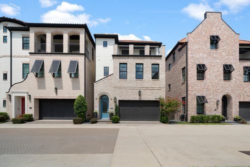 7550 Little Caprese Ln, Houston, TX, 77055-1052 | Card Image