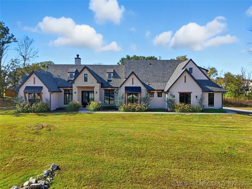 2714 Falls Bend Dr, Sapulpa, OK, 74066-1168 | Card Image