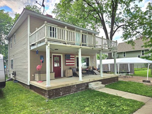 108 S Huron, Lake City, MI, 49651-5004 | Card Image