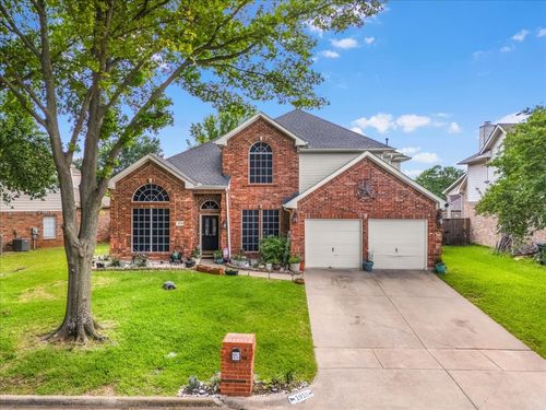 1910 Paloma Way, Arlington, TX, 76006-6505 | Card Image