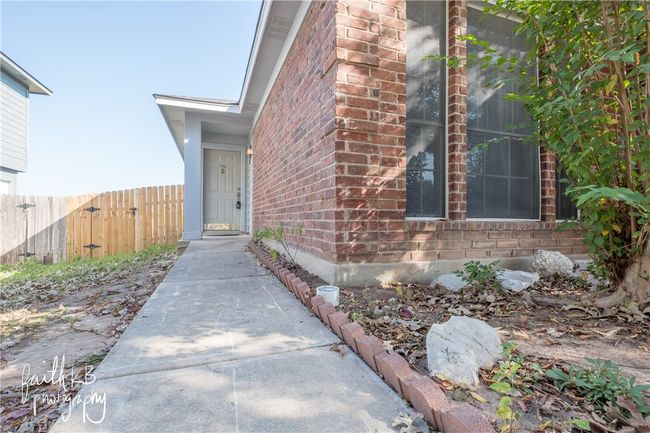 2006 Charlotte Way, House other with 3 bedrooms, 2 bathrooms and 2 parking in Round Rock TX | Image 40