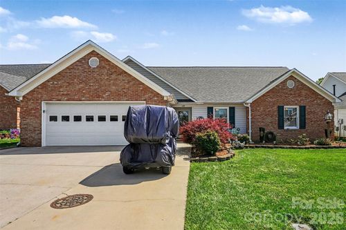 118 Hidden Creek Cir, Salisbury, NC, 28147-7215 | Card Image