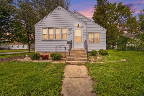 907 N Allin St, Bloomington, IL, 61701-2810 | Card Image