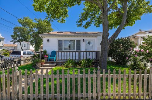 59 Kildare Rd, Island Park, NY, 11558-1025 | Card Image