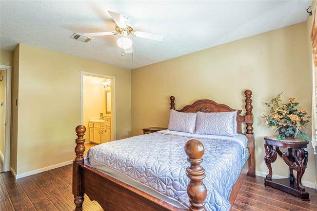 3206 Chapel Bend Dr, House other with 4 bedrooms, 4 bathrooms and 2 parking in Houston TX | Image 27