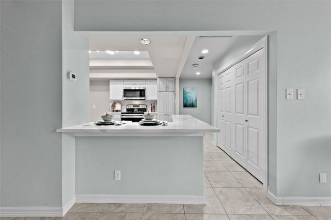 APT-235 - 5200 Keller Springs Rd, Condo with 2 bedrooms, 2 bathrooms and null parking in Dallas TX | Image 4