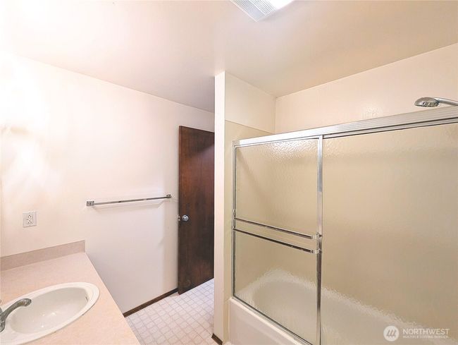 APT-3 - 233 Dorn Ave, House other with 2 bedrooms, 1 bathrooms and null parking in Everett WA | Image 17