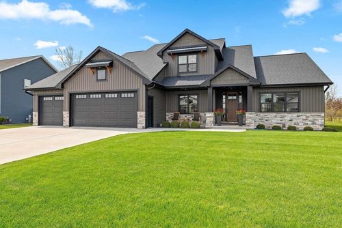 2212 Goblet Lane, LAWRENCE, WI, 54115 | Card Image