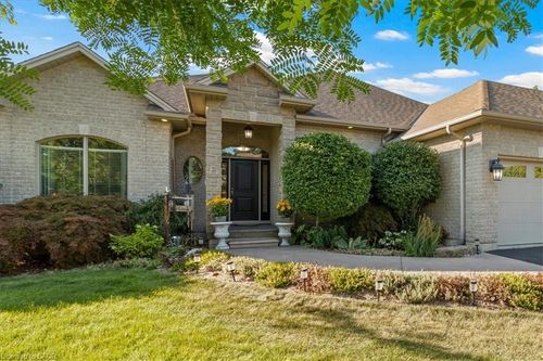 21 Farrow Rd, Brantford, ON, N3T0M4 | Card Image
