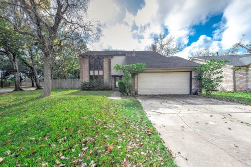3142 Frontier Dr, Sugar Land, TX, 77479-1635 | Card Image