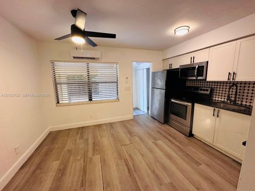 2-2036 Ne 26th St, Wilton Manors, FL, 33305-1534 | Card Image