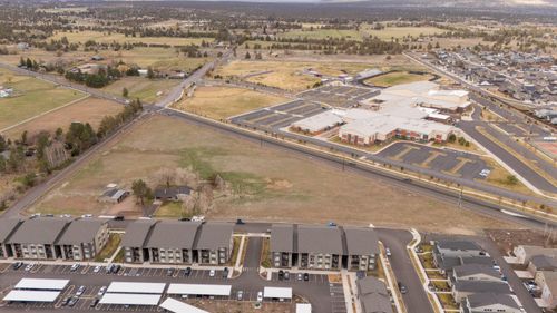 4561 Sw 39th St, Redmond, OR, 97756-9461 | Card Image