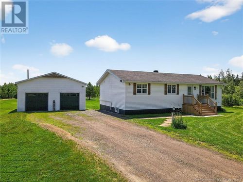 440 Charles Lutes Rd, Lutes Mountain, NB, E1G2T4 | Card Image