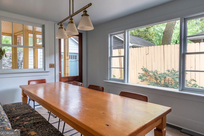 570 Park Ave Se, House other with 4 bedrooms, 2 bathrooms and 2 parking in Atlanta GA | Image 4