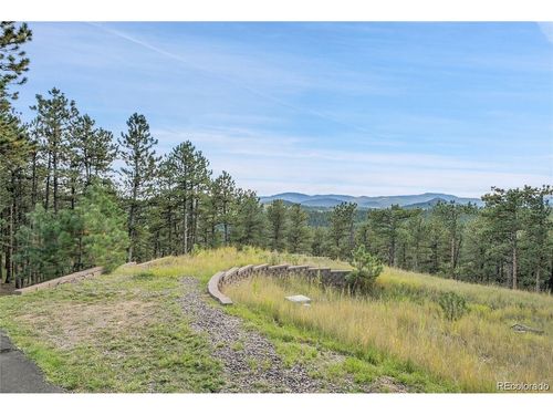 2317 Wieler Rd, Evergreen, CO, 80439-9236 | Card Image