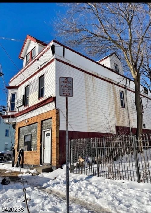 474 15th Ave, Newark, NJ, 07103-2002 | Card Image