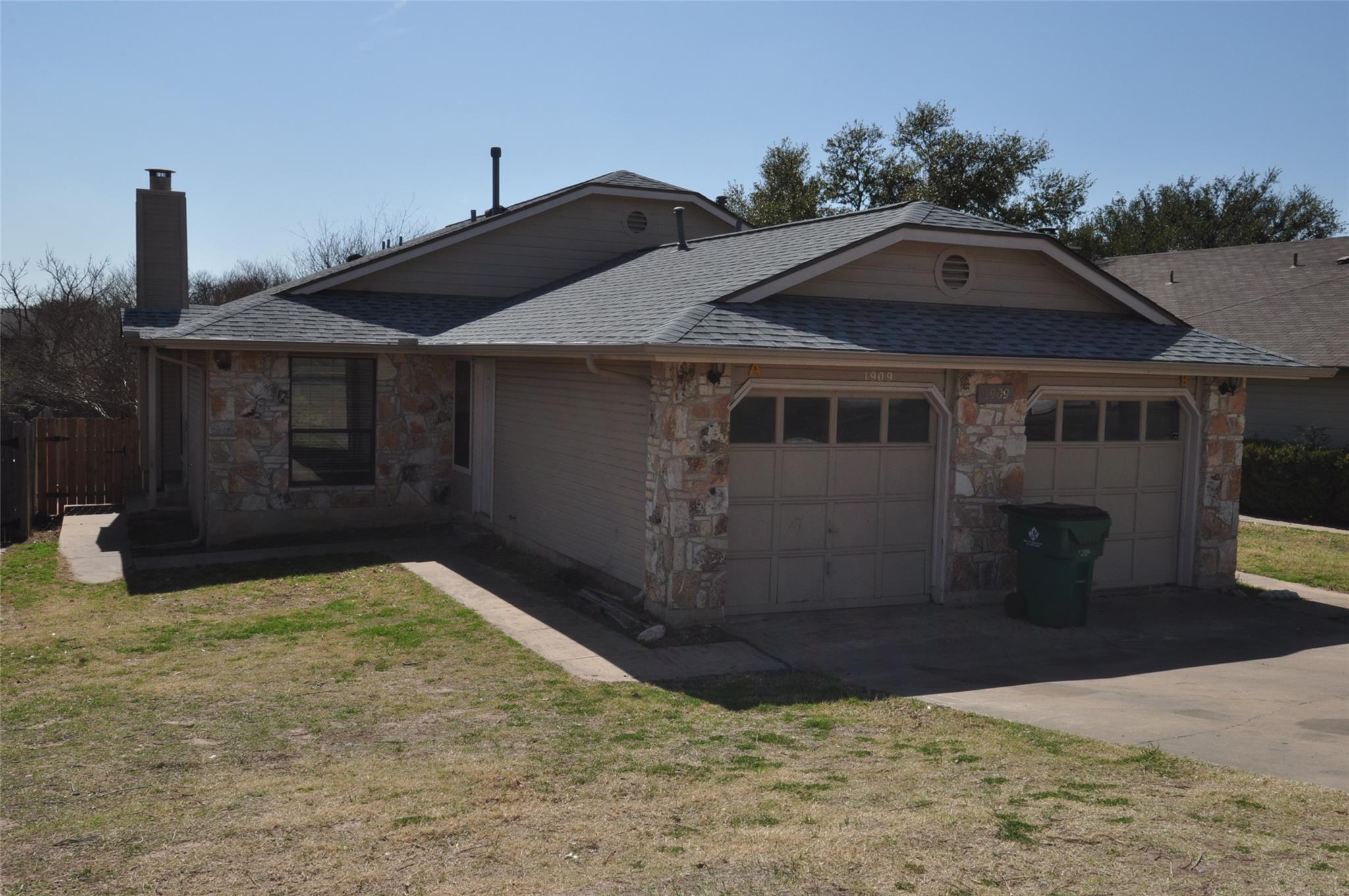 Residential Lease in Austin