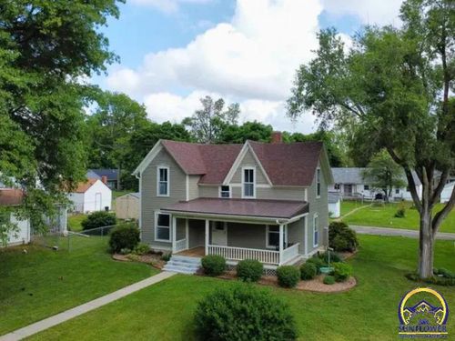 606 Cherokee Ave, Hiawatha, KS, 66434-1609 | Card Image