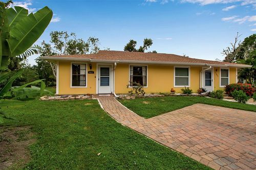 13-4625 Summerwind Dr, Sarasota, FL, 34234-3961 | Card Image
