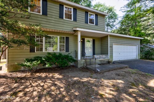 69 Vichy Dr, Saratoga Springs, NY, 12866-9027 | Card Image