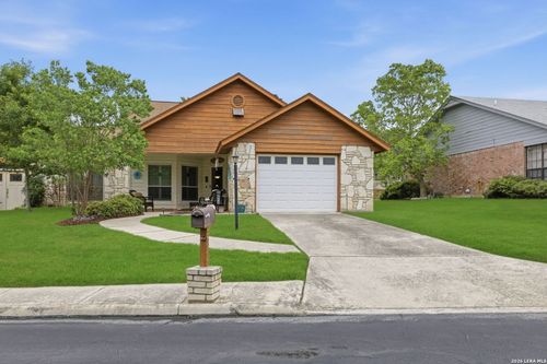 3817 Hunters Gln, Schertz, TX, 78108-2217 | Card Image