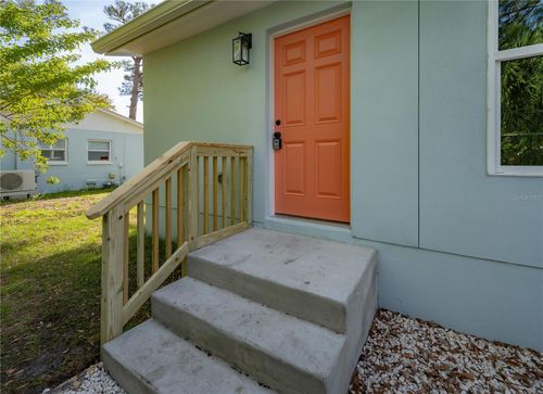 767 1/2 19th Ave S, ST PETERSBURG, FL, 33705-2756 | Card Image