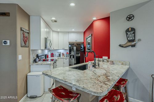 b-15205 N Ivory Dr, Fountain Hills, AZ, 85268-2555 | Card Image