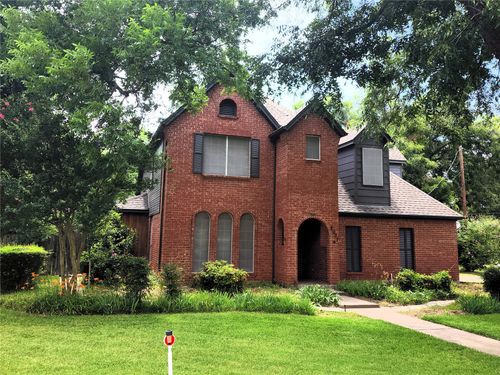 5001 Seminole Dr, Granbury, TX, 76049-5194 | Card Image