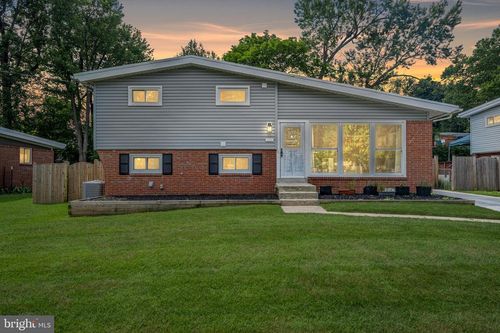 2207 Pinneberg Ave, ROCKVILLE, MD, 20851-1561 | Card Image