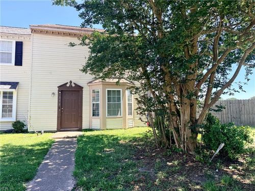 550 Peregrine St, Virginia Beach, VA, 23462-1856 | Card Image