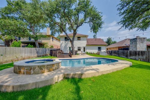 8621 Neider Dr, Austin, TX, 78749-4248 | Card Image