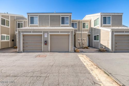 979 Damon Ln, Sparks, NV, 89431-0900 | Card Image