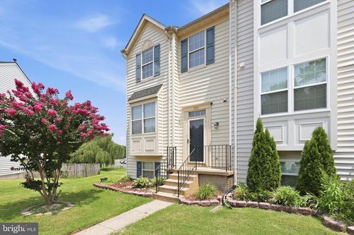 8731 Deblanc Pl, Manassas, VA, 20110-7064 | Card Image