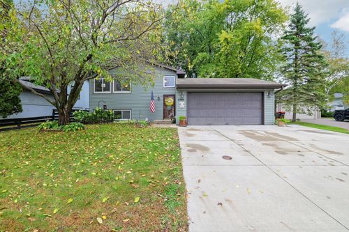 2349 Carlsbad Plz, Woodbury, MN, 55125-1604 | Card Image