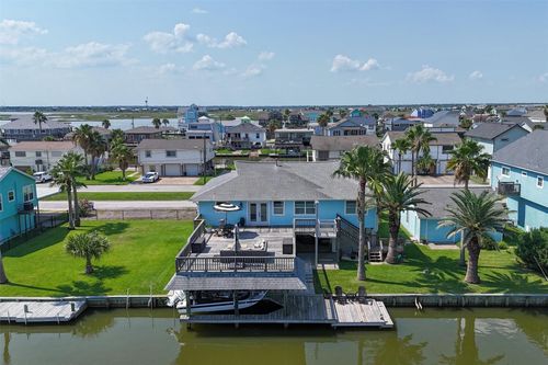 276 Barracuda St, Bayou Vista, TX, 77563-2562 | Card Image