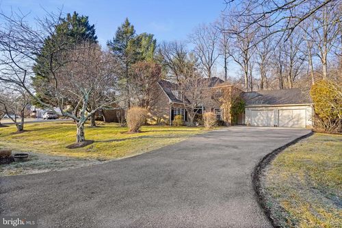 9412 Falls Bridge Lane, POTOMAC, MD, 20854 | Card Image